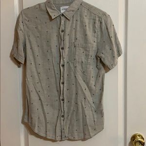 On the Byas men’s shirt